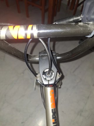 Bicicleta BMX Decathlon Btwin 320