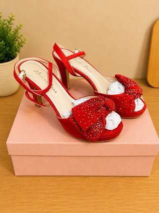 Sandalias rojas Alma en Pena talla 37. Nuevo