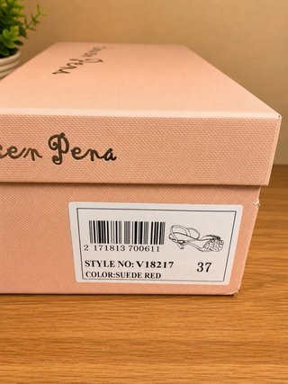 Sandalias rojas Alma en Pena talla 37. Nuevo
