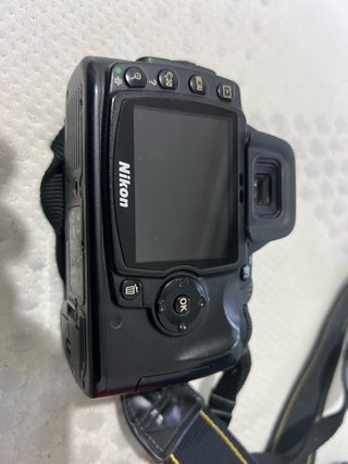 Nikon d60