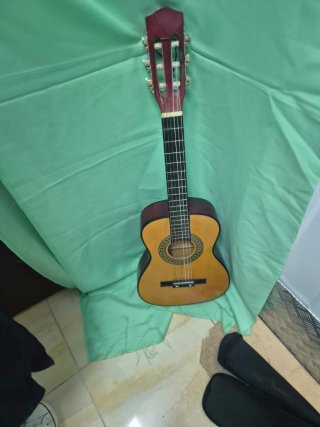 Guitarra Cadete