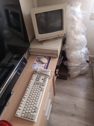 Ordenador IBM PS/1 Beige