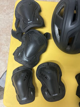 Casco y protecciones patinaje Oxelo