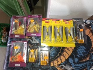 Lote señuelos pesca HART y Savage Gear