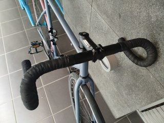 Bicicleta Fixie Gris Ruedas Rosas