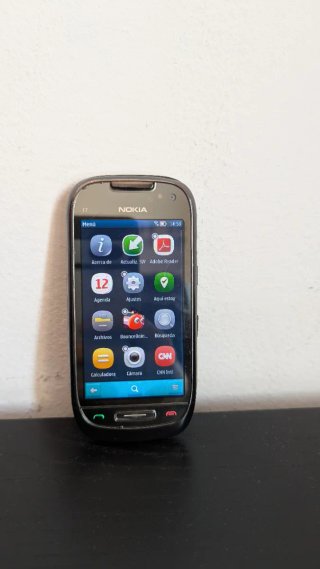 Due Nokia C7 Argento e Nero