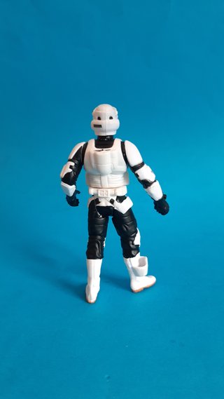 - STAR WARS Figura Biker Scout (BISERA)