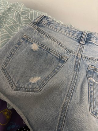 Vaquero corto Stradivarius verano