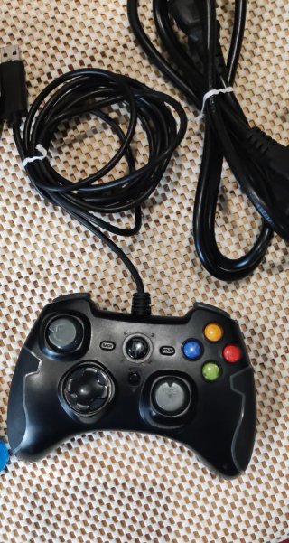 PlayStation 3 + Controller + 2 Giochi