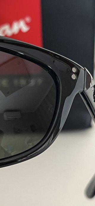 Ray-Ban Balorama RB4089 Occhiali da Sole Neri