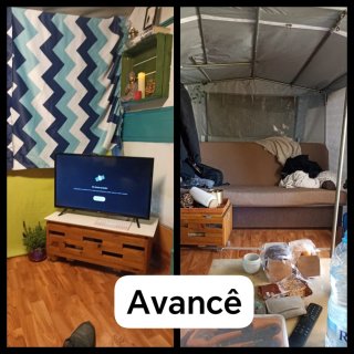 Caravana instalada en camping.