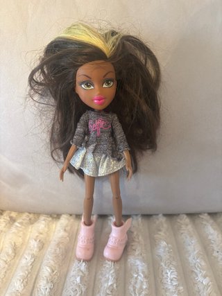 Bratz Yasmin SelfieSnaps MGA