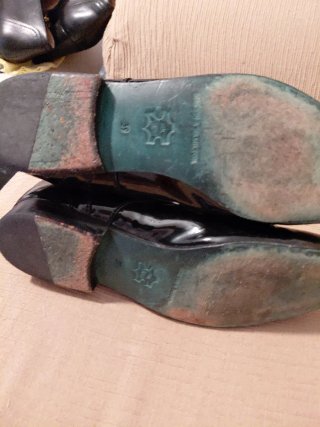 Botines negros charol mujer