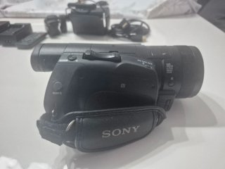 Videocámara Sony FDR-AX700 4k Handycam