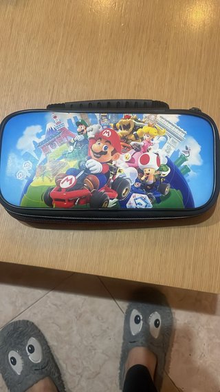 Nintendo Switch Azul y Rojo con Juegos