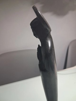 Virgen Orante Talla Ébano Africano S. XX
