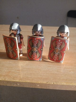 Playmobil Romanos con Escudo (3 Figuras) Todos 10€