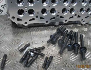 384578 culata 11039vc101 nissan interstar (x70)