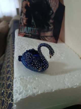bajado de precio cisne porta joyas, para tus pendi