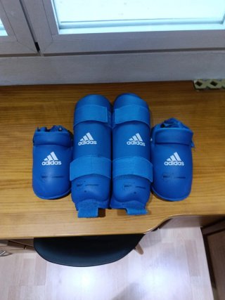 Protecciones Karate Adidas Azul WKF