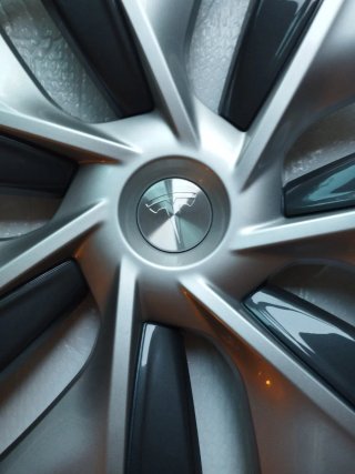 Tapacubos Gemini Tesla Model Y