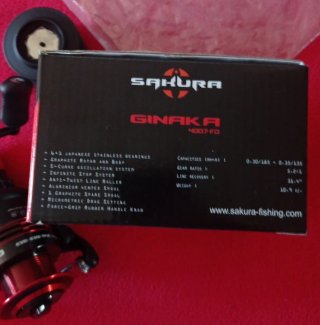 EXCELENTE CARRETE SPINNING SAKURA NUEVO A ESTRENAR