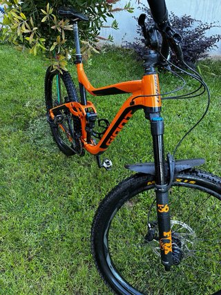 Bicicleta Giant Reign