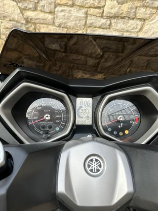Yamaha Xmax 400 gris 2017
