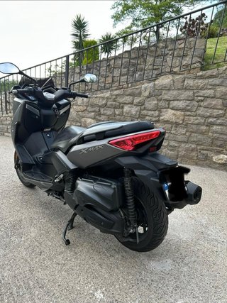 Yamaha Xmax 400 gris 2017