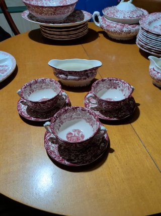 Vajilla La Cartuja - Cerámica Roja y Blanca