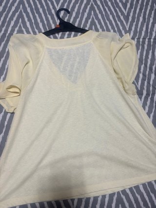 Camisetas Mango Verde y Amarillo Talla M