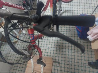 Bicicleta Orbea Roja y Negra+Bicliteta roja-blanca