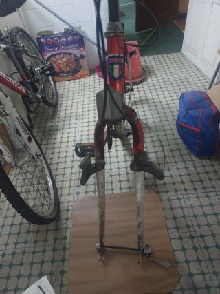 Bicicleta Orbea Roja y Negra+Bicliteta roja-blanca