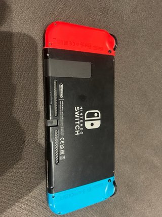Nintendo Switch Azul y Rojo