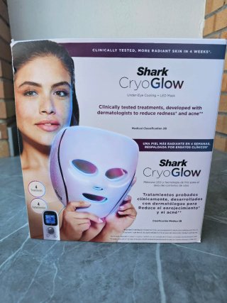 Shark CryoGlow Mascarilla LED Refrescante