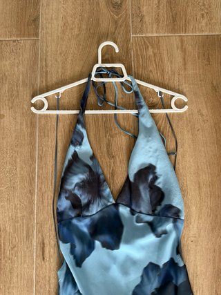 Vestido largo halter flores azules Zara