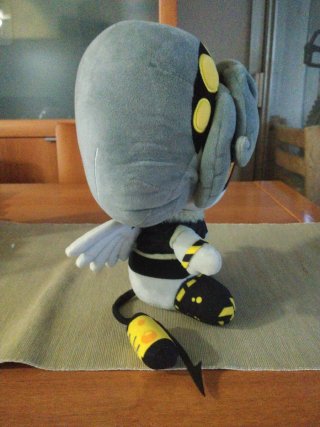 Peluche Murder Drones V original
