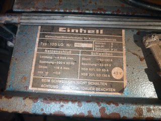 Soldador de electrodos Einhell con 3 cajas