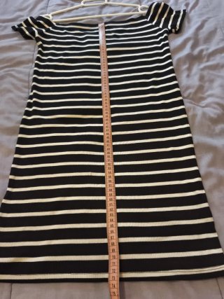 Vestido rayas off-shoulder Talla M