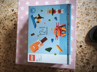 Lote 4kg Piezas LEGO + set 12 en 1