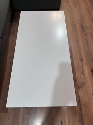 Mesa de centro blanca de madera