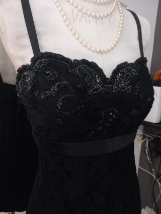 Abito elegante nero pizzo