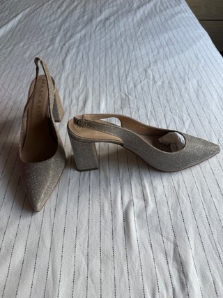 Zapatos Mascaró tacón dorado/plateado