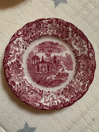 Platos La Cartuja rojos y blancos