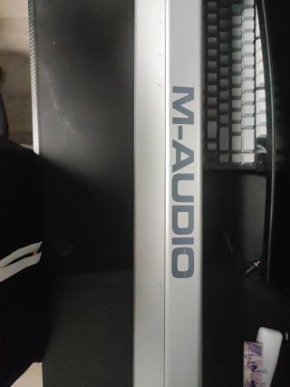 Teclado M-Audio Keystation 49e