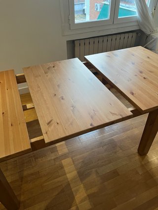 Mesa comedor extensible de pino + 4 sillas
