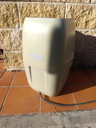 Pompa per jacuzzi beige/grigio