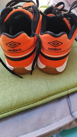 Zapatillas fútbol sala Umbro Naranja/Negro