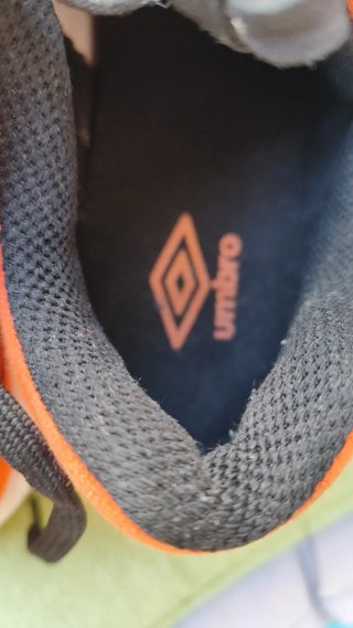 Zapatillas fútbol sala Umbro Naranja/Negro