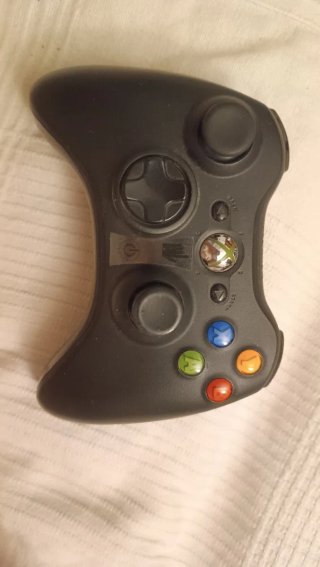 Xbox 360 con Kinect y 6 juegos